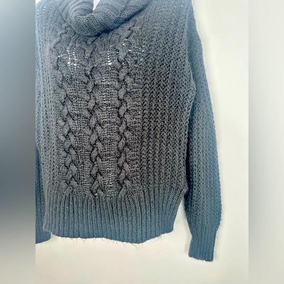 PINK ROSE Gray Long Sleeve Cowl Neck Casual Sweater Small - Picture 3 of 13